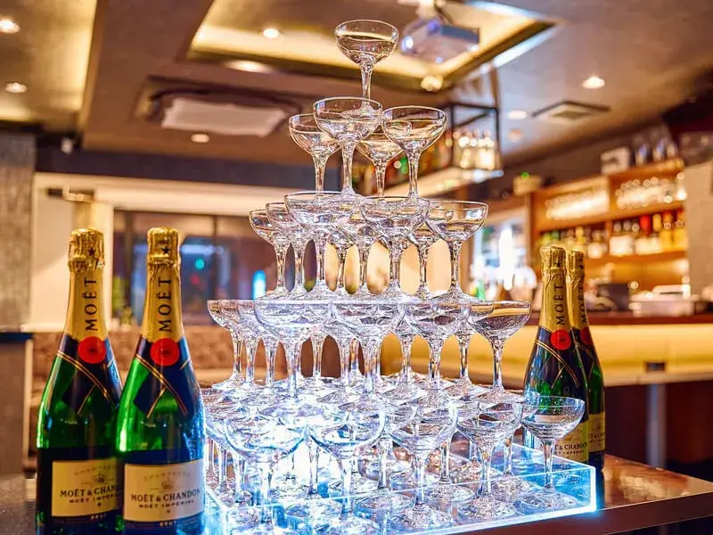 プラチナお店貸切プラン】憧れのドンペリで乾杯付！ 3.5H飲み放題